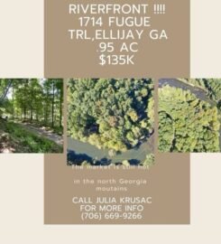 Julia Krusac | The Mountain Team Real Estate Team | RE/MAX Town & Country
