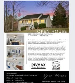 Julia Krusac | The Mountain Team Real Estate Team | RE/MAX Town & Country